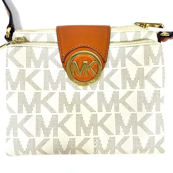 Michael Kors Fulton Small Saffiano Leather Messenger Bag Vanilla Acorn Neutral - Picture 4 of 12